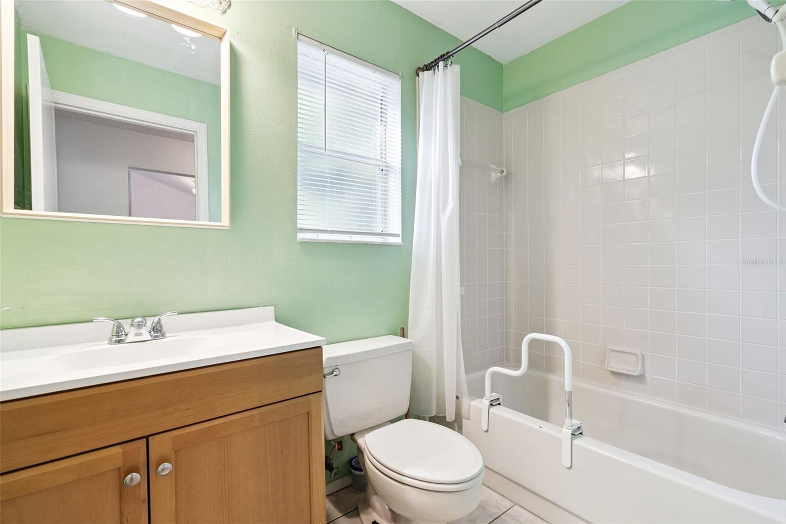 EUSTIS LAKE YALE LANDING - Residential