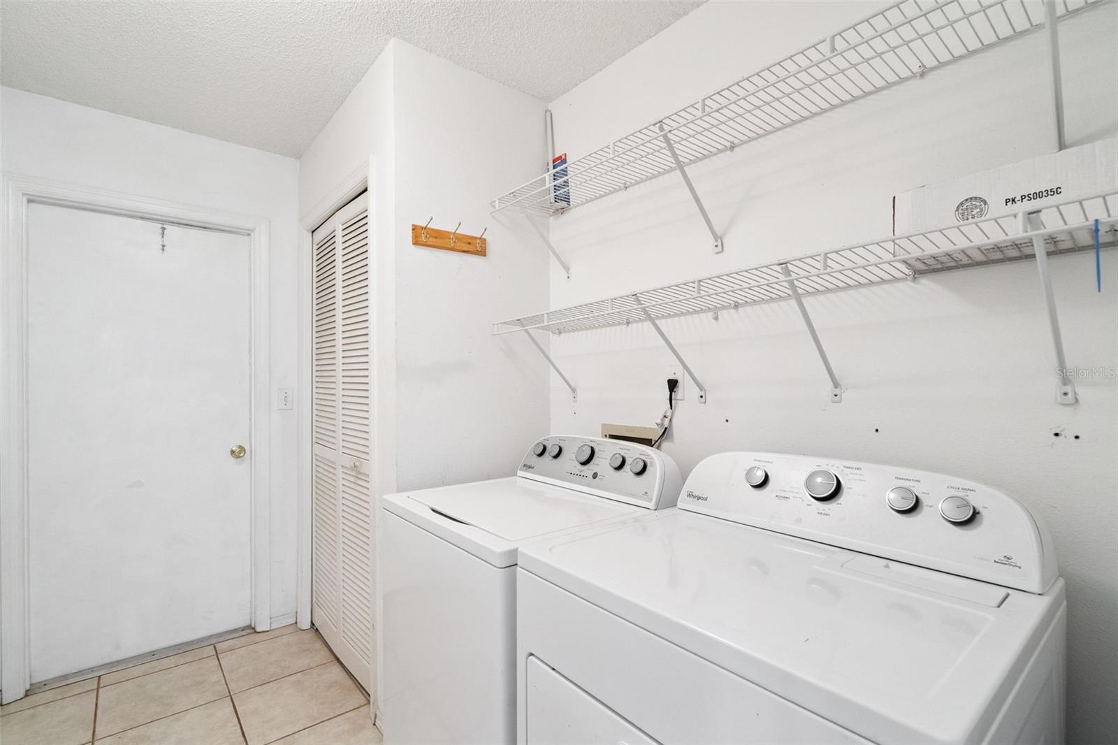 EUSTIS LAKE YALE LANDING - Residential