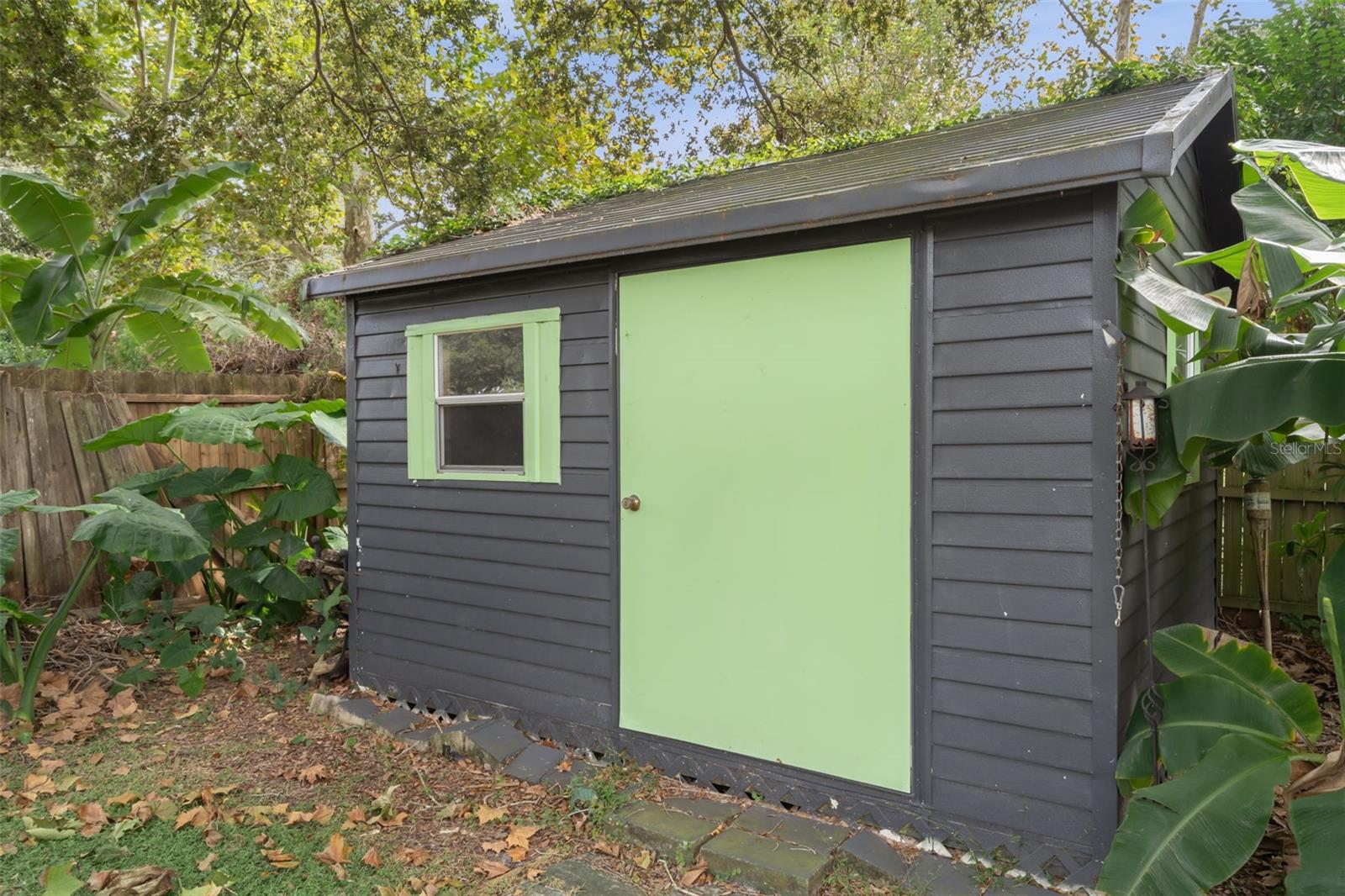 EUSTIS LAKE YALE LANDING - Residential