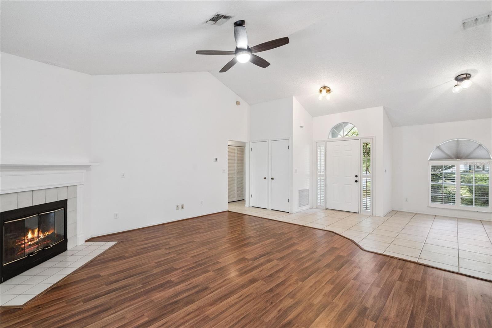 EUSTIS LAKE YALE LANDING - Residential