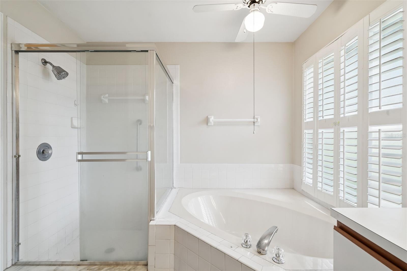 EUSTIS LAKE YALE LANDING - Residential