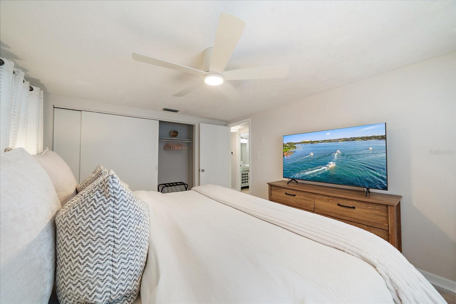 SOUTH GATE - Residential Lease