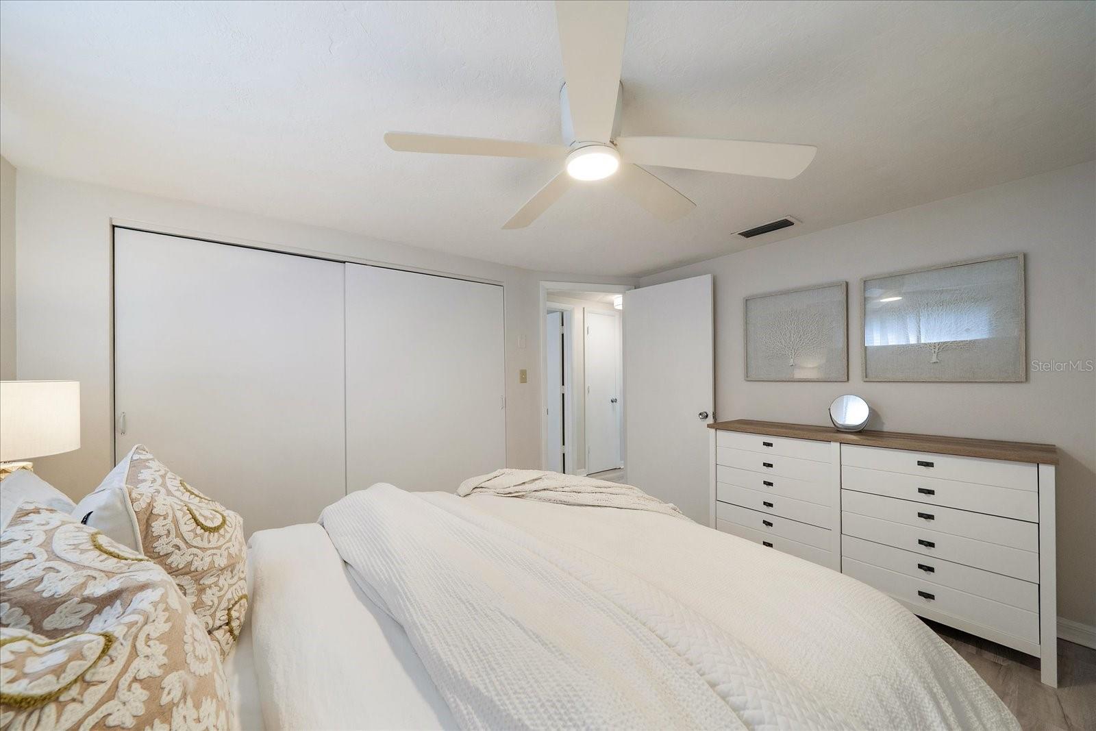 SOUTH GATE - Residential Lease