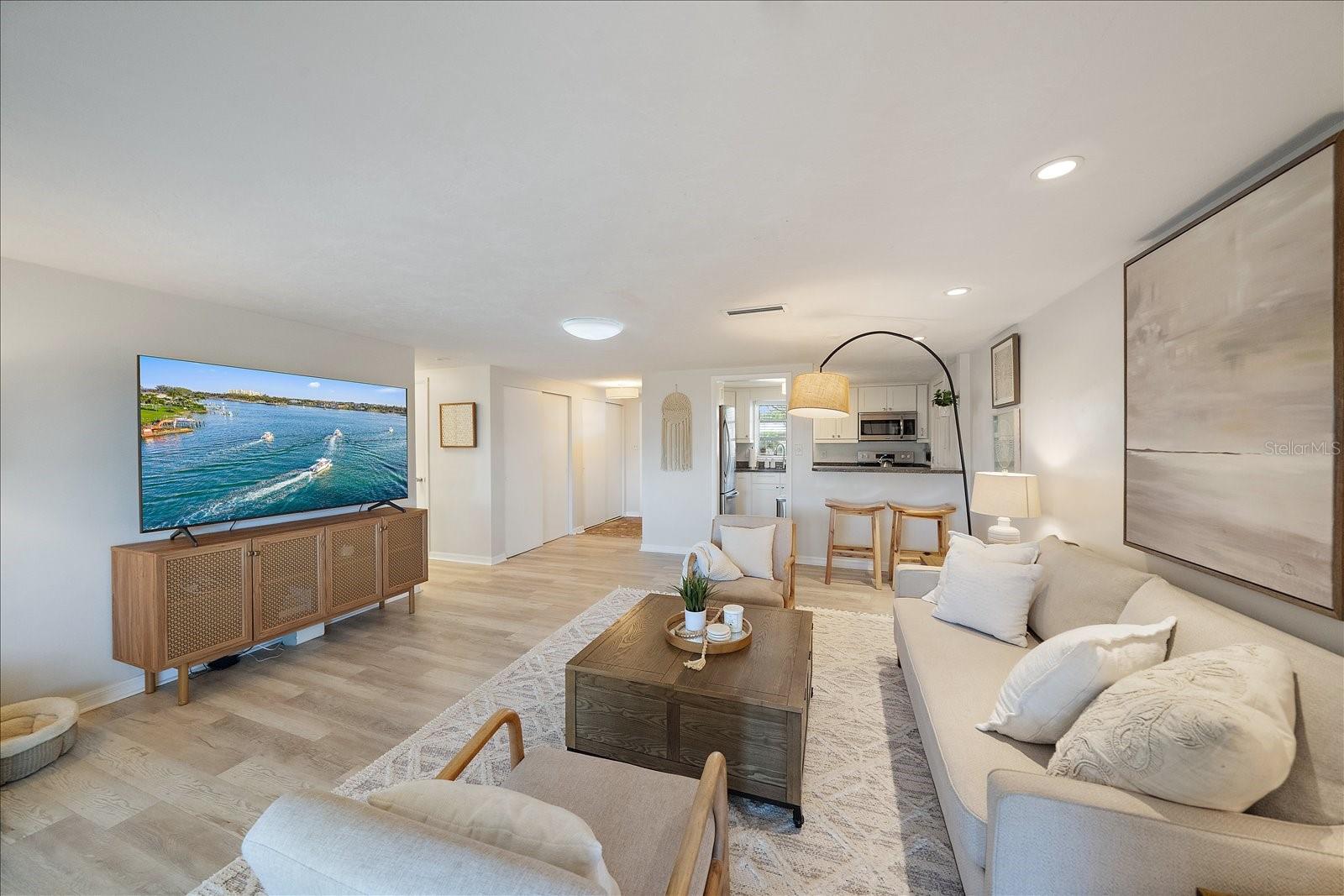 SOUTH GATE - Residential Lease