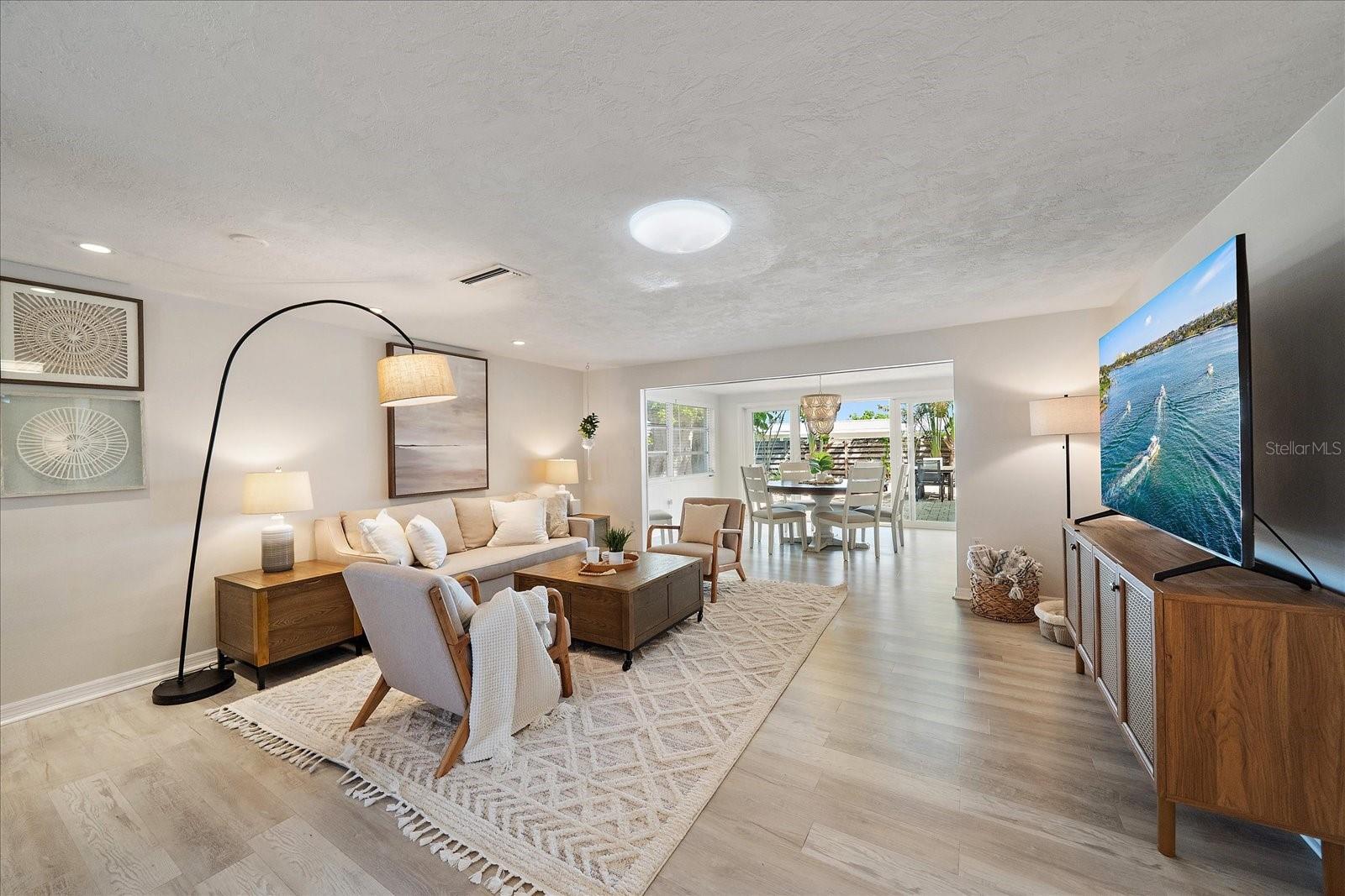 SOUTH GATE - Residential Lease