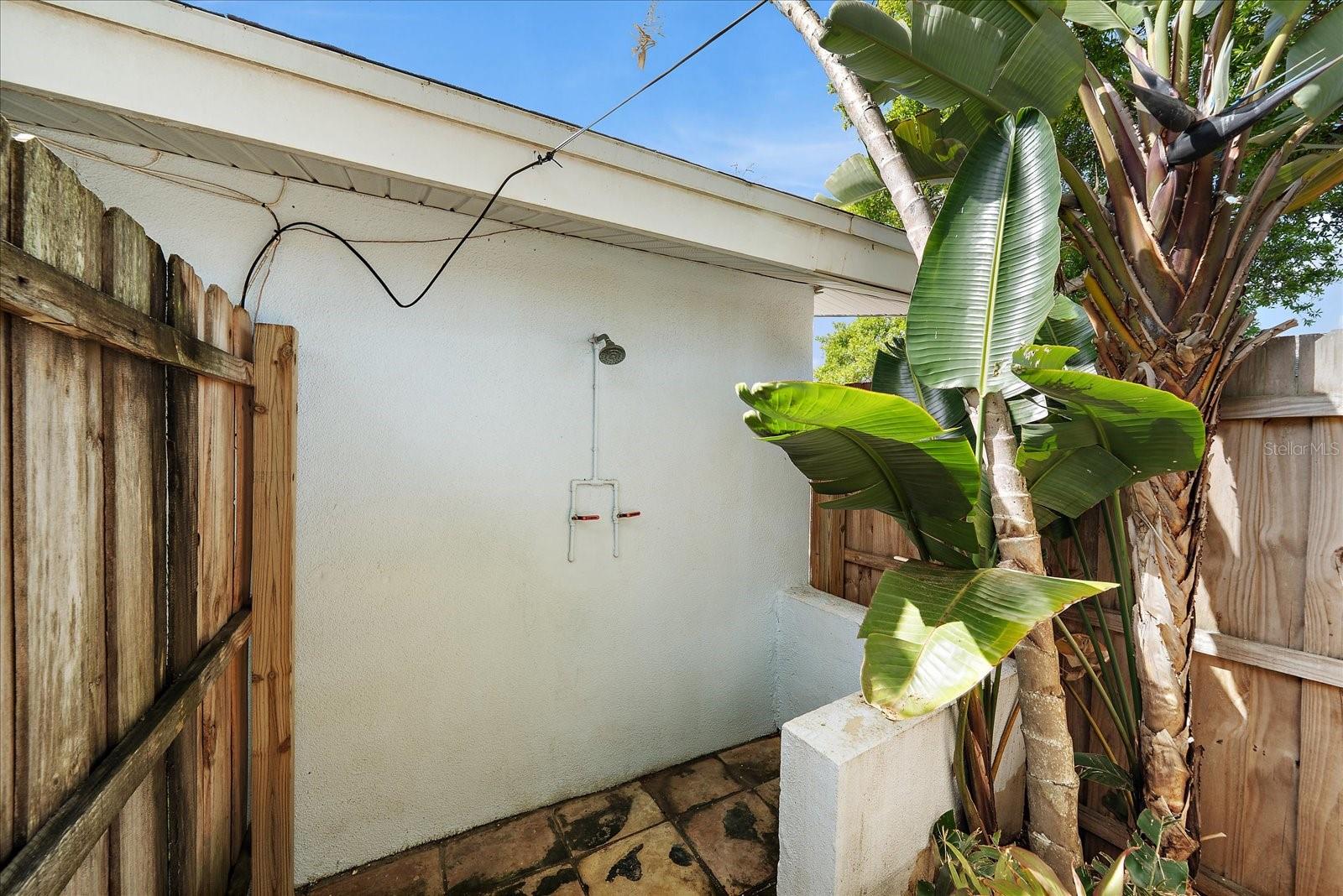 SOUTH GATE - Residential Lease