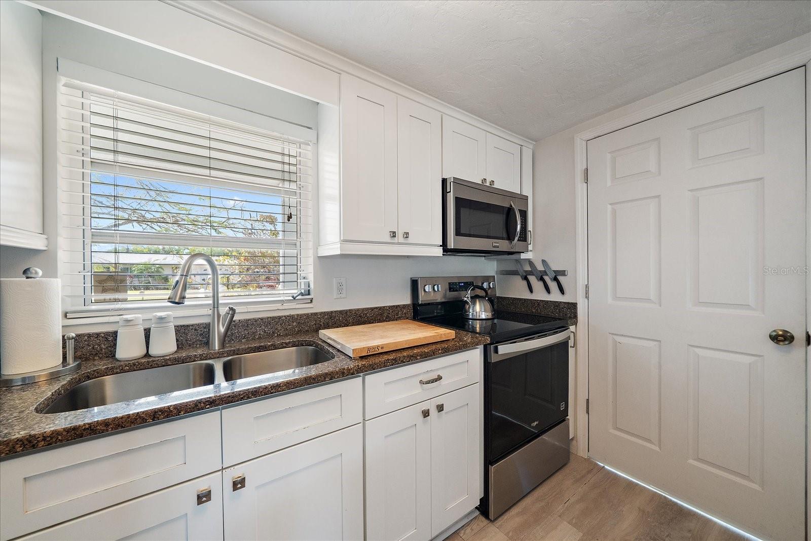 SOUTH GATE - Residential Lease