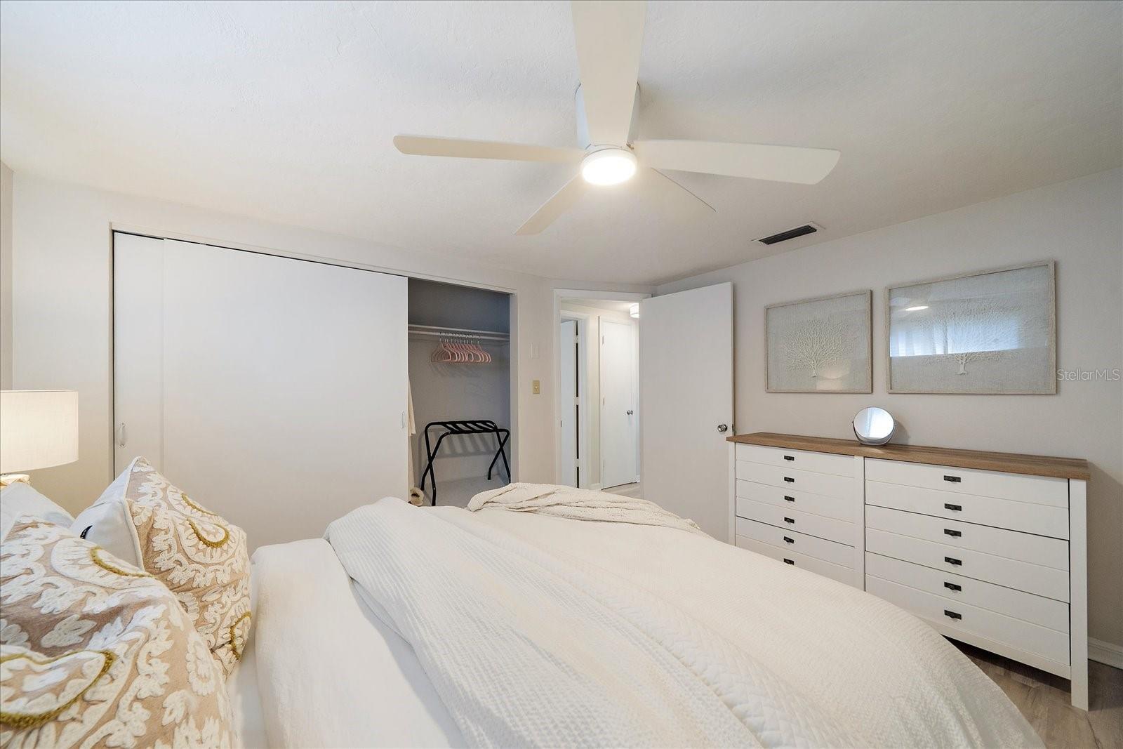 SOUTH GATE - Residential Lease