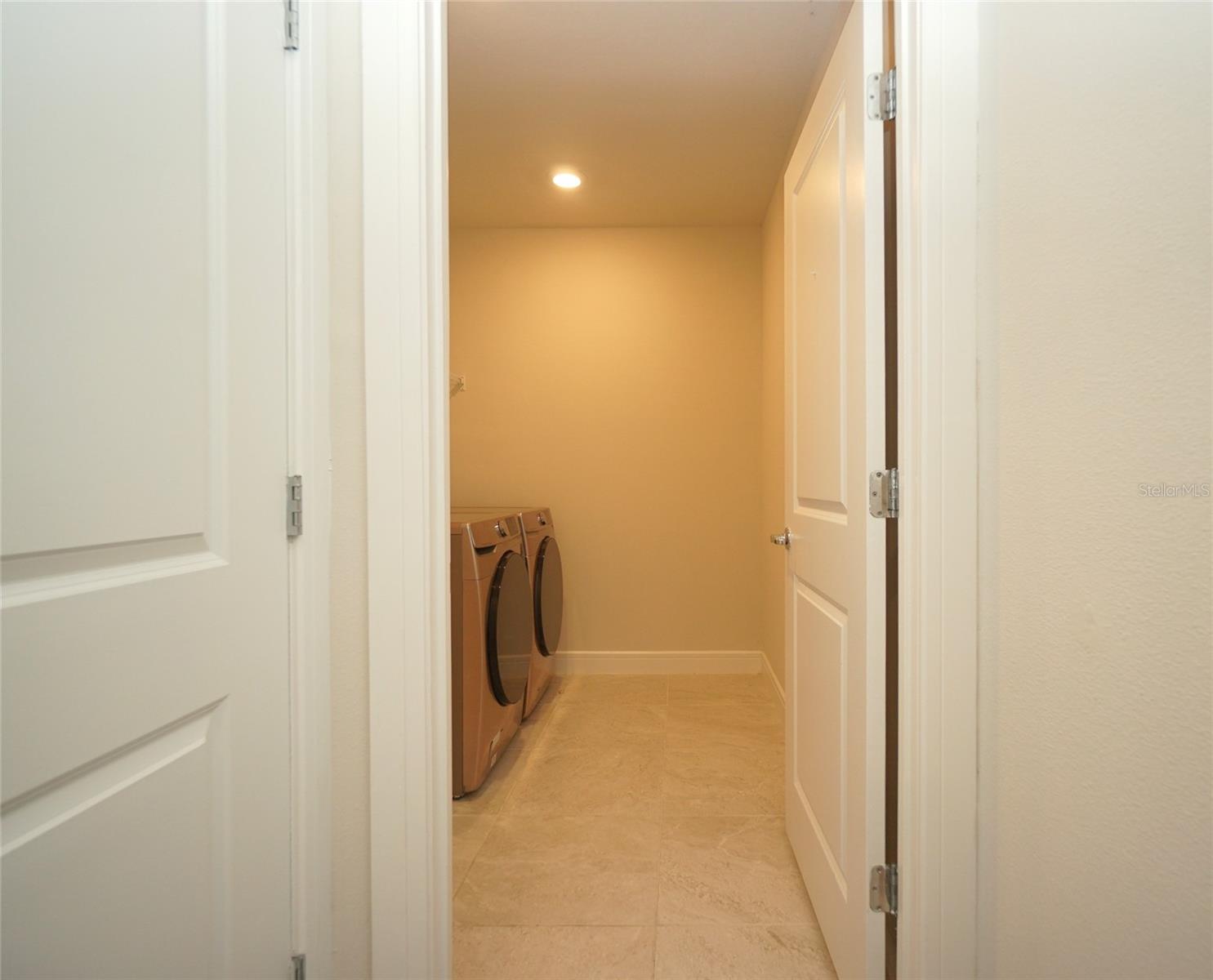 WESBRIDGE PH 1 - Residential Lease