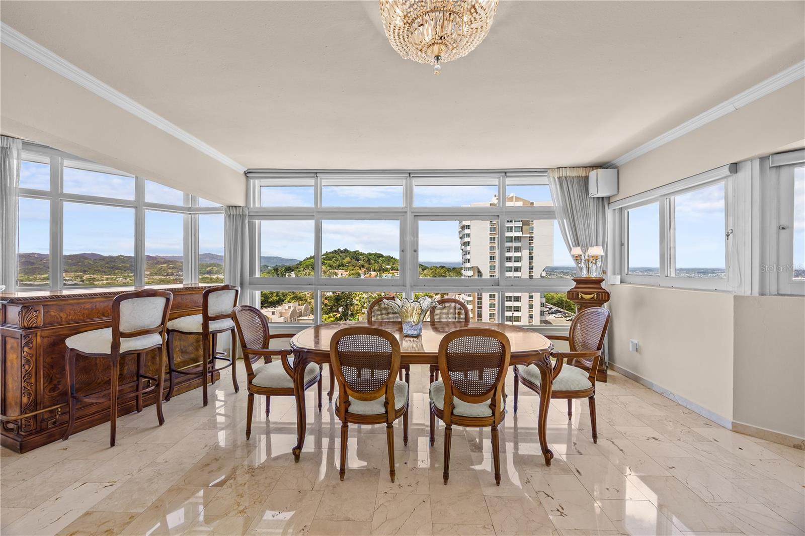 CONDOMINIO LA CIMA - Residential
