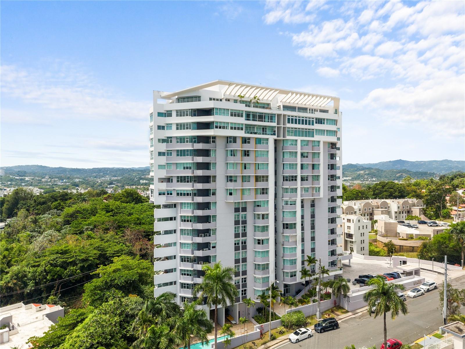 CONDOMINIO LA CIMA - Residential