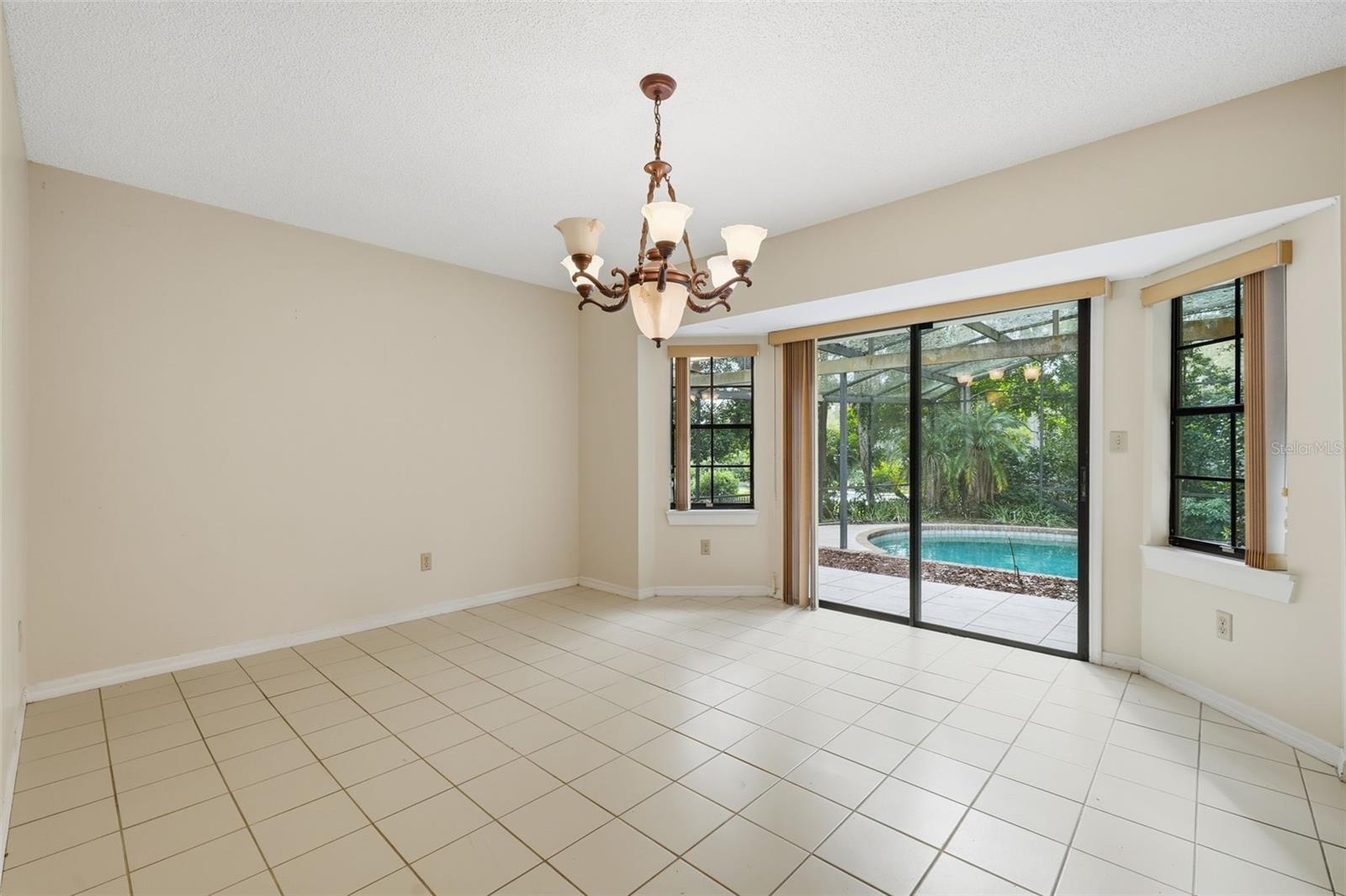 JENNIFER ESTATES - Residential