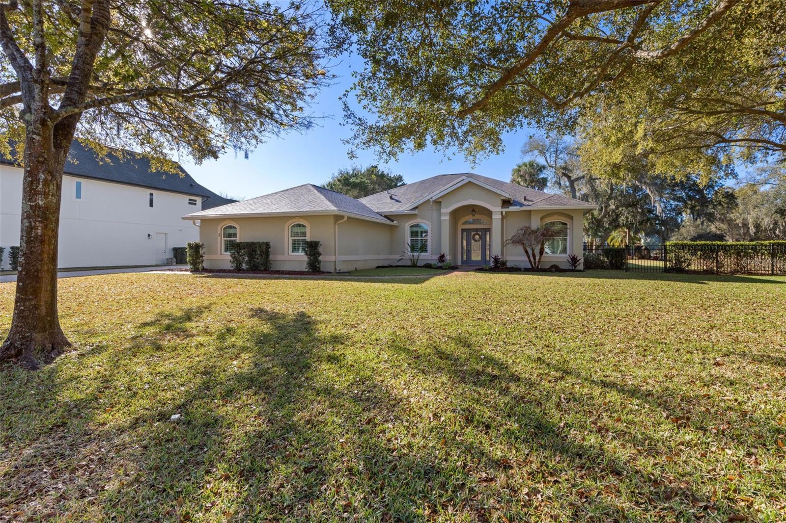 ORMOND LAKES - Residential