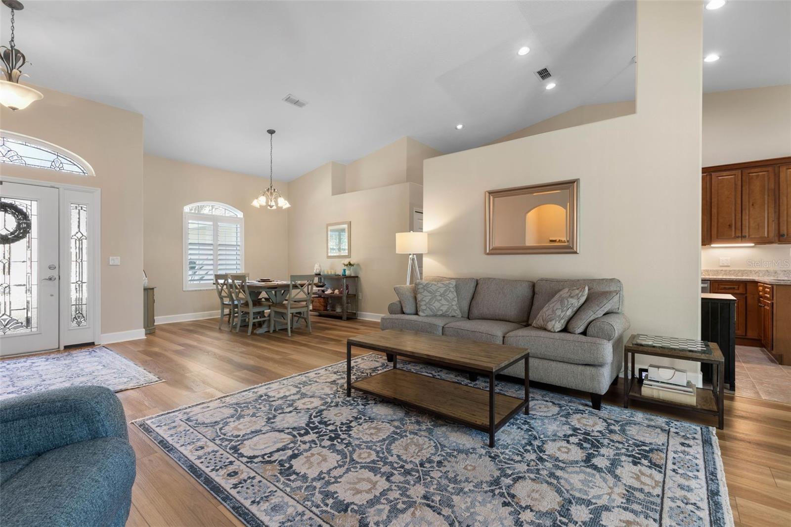 ORMOND LAKES - Residential