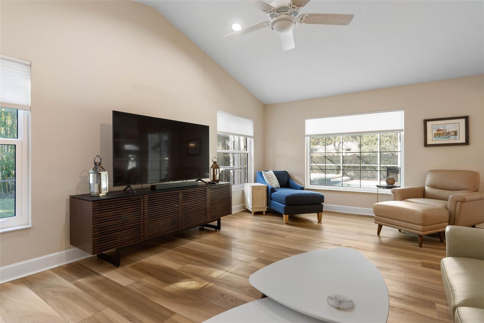 ORMOND LAKES - Residential