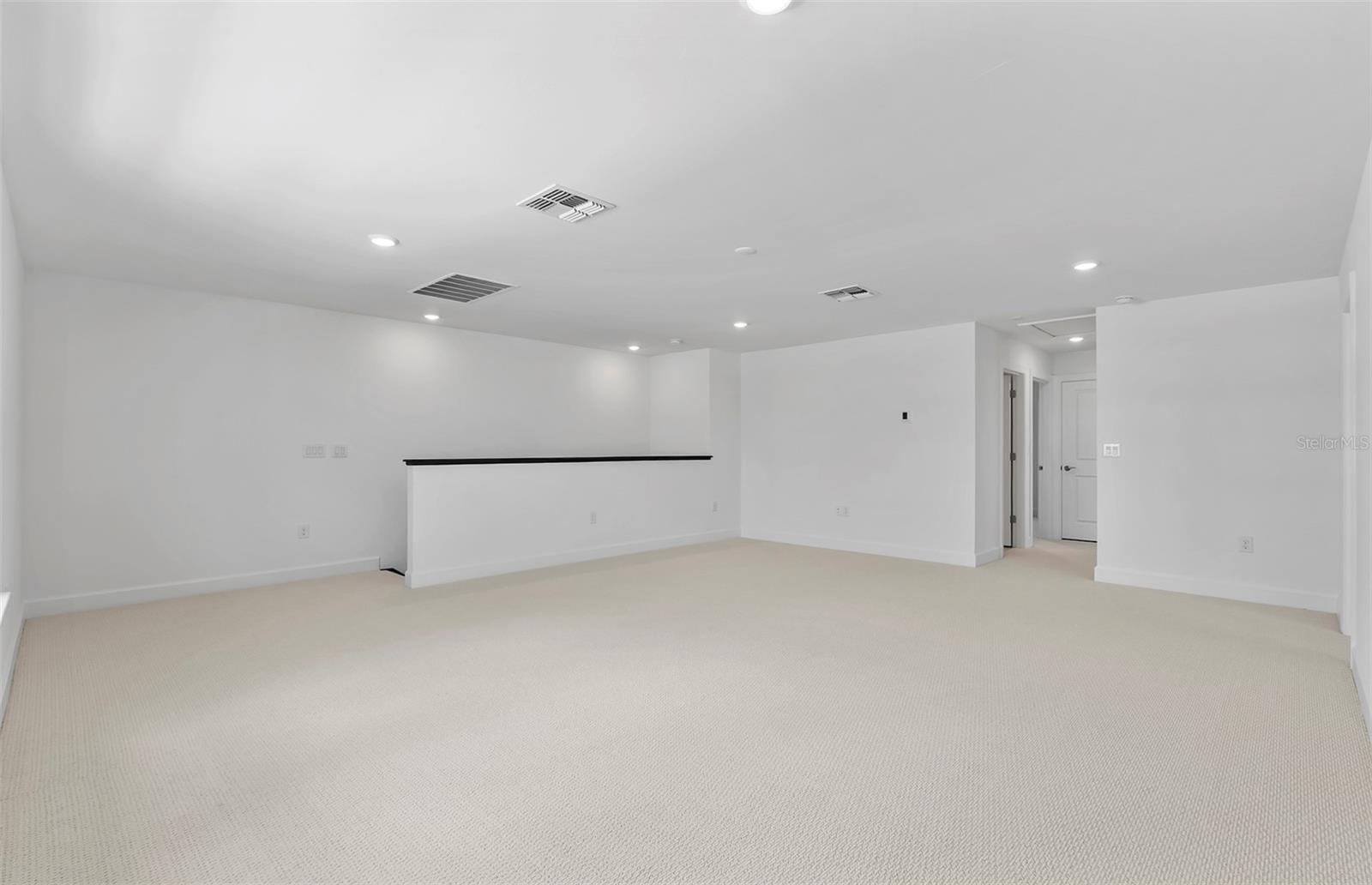 LAKESPUR WELLEN PARK - Residential