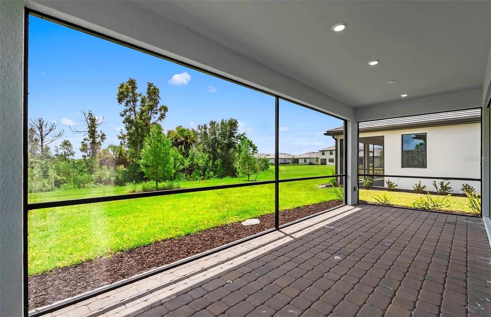 LAKESPUR WELLEN PARK - Residential