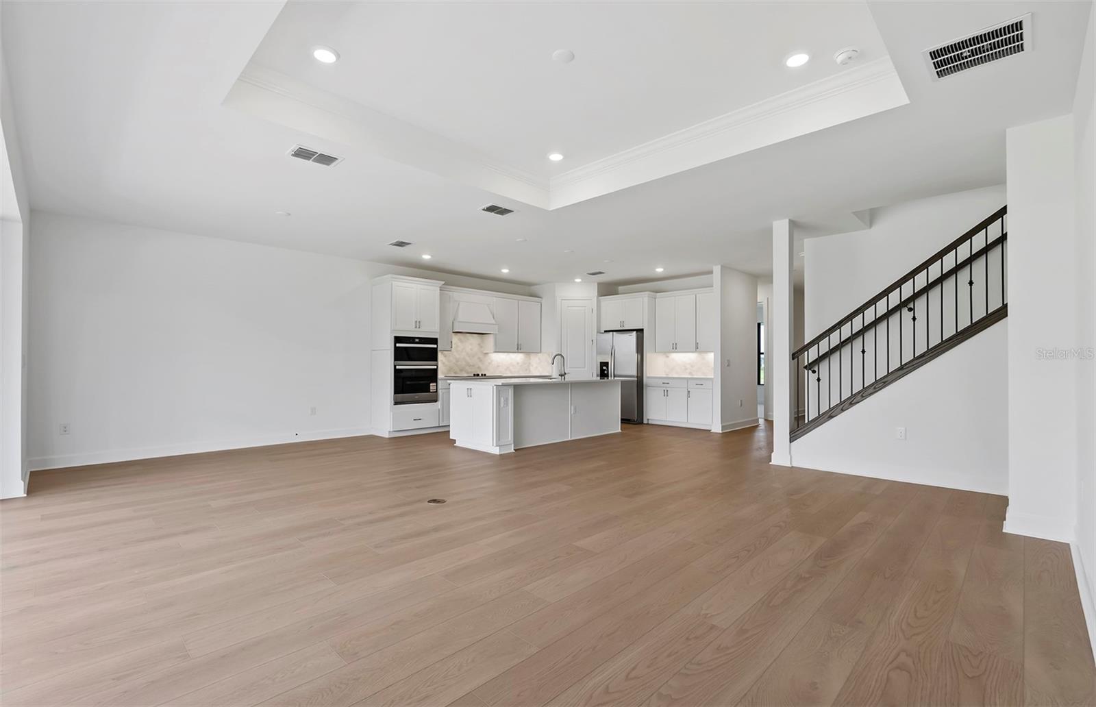 LAKESPUR WELLEN PARK - Residential
