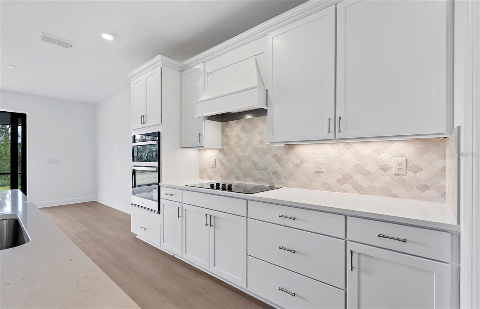 LAKESPUR WELLEN PARK - Residential