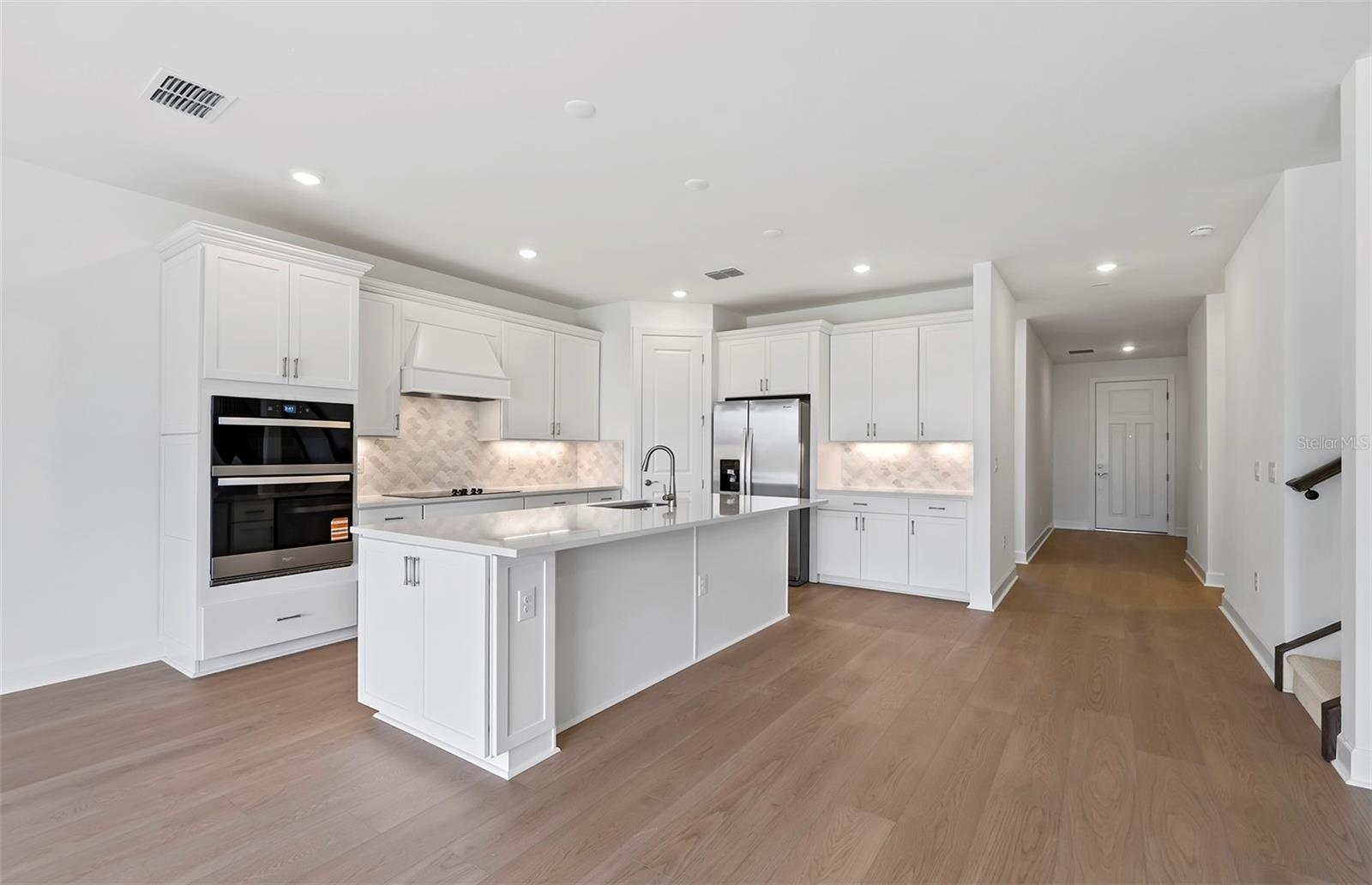 LAKESPUR WELLEN PARK - Residential