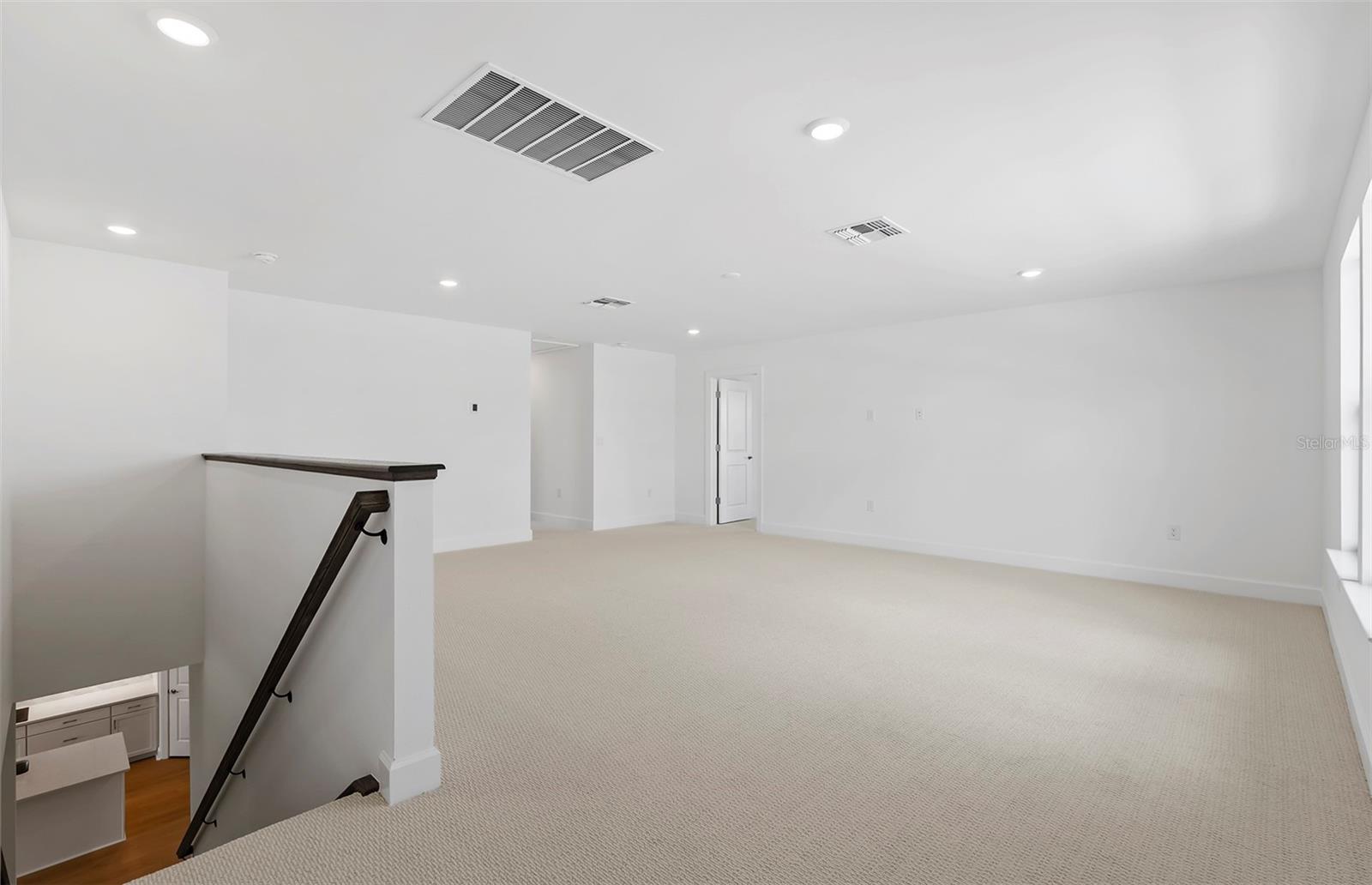 LAKESPUR WELLEN PARK - Residential