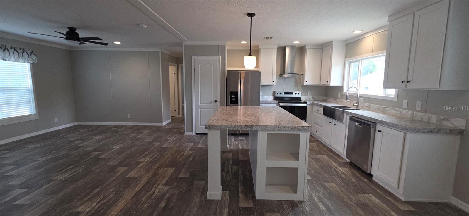 PARKWOOD ACRES - Residential