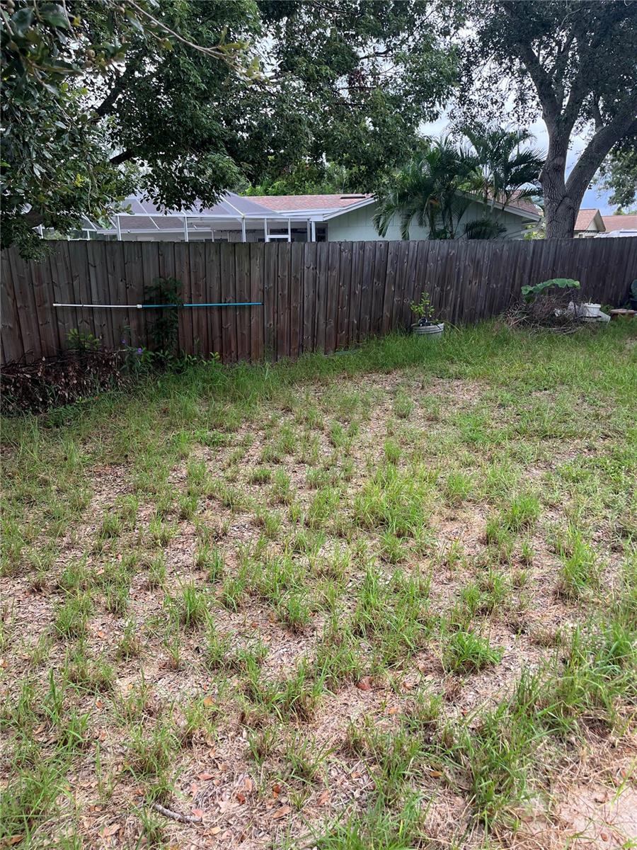 SEMINOLE GROVE ESTS EAST ADD - Residential