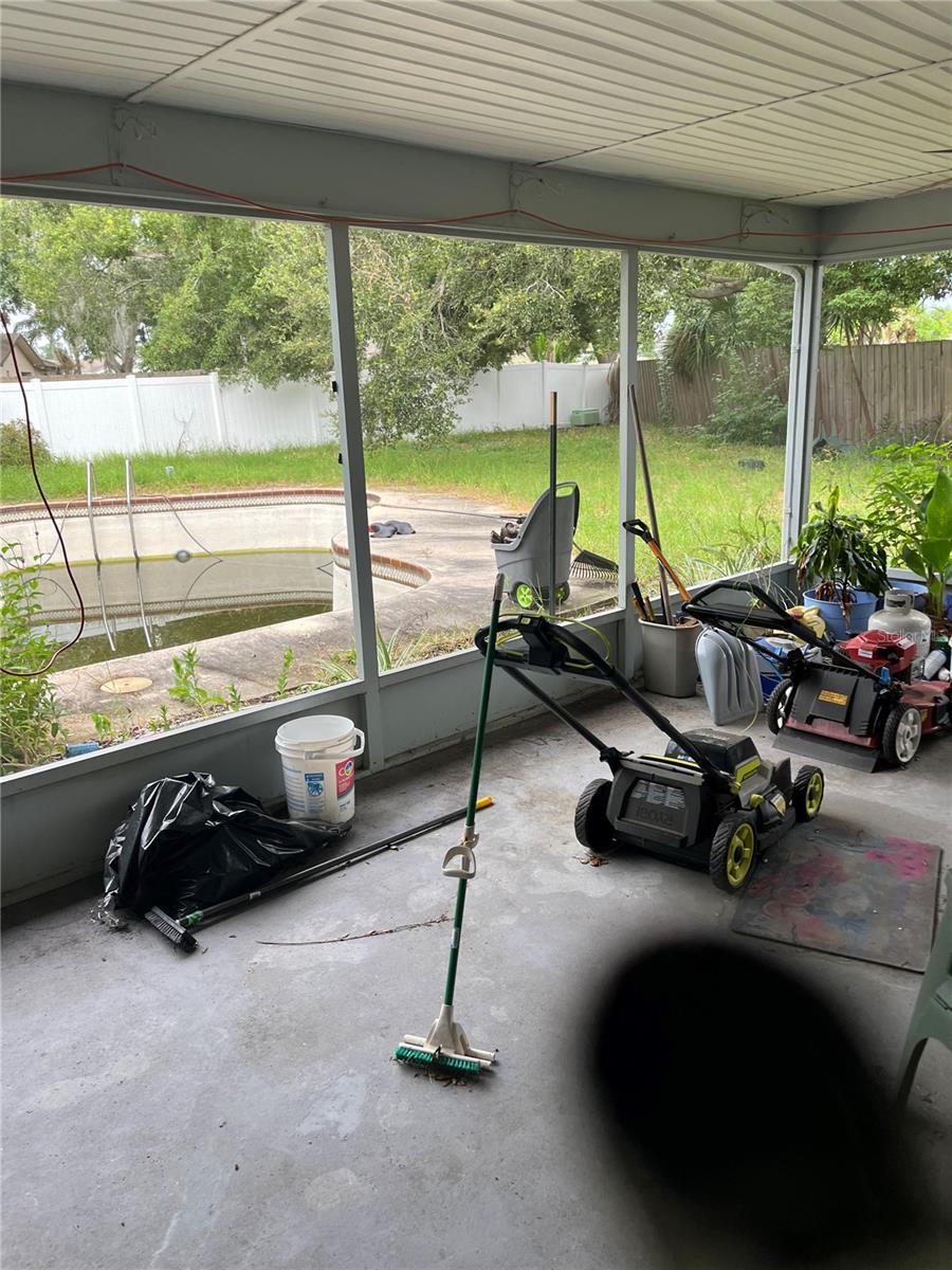 SEMINOLE GROVE ESTS EAST ADD - Residential