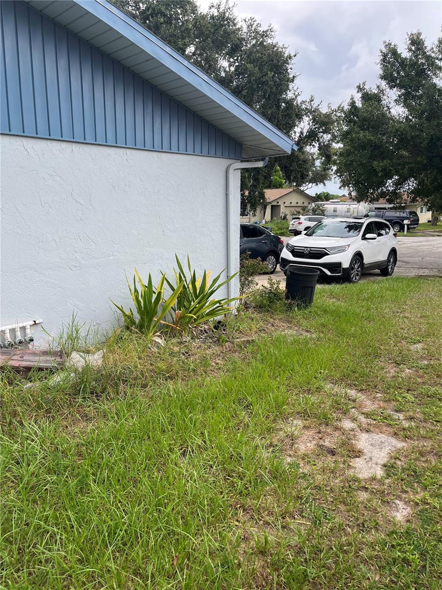 SEMINOLE GROVE ESTS EAST ADD - Residential