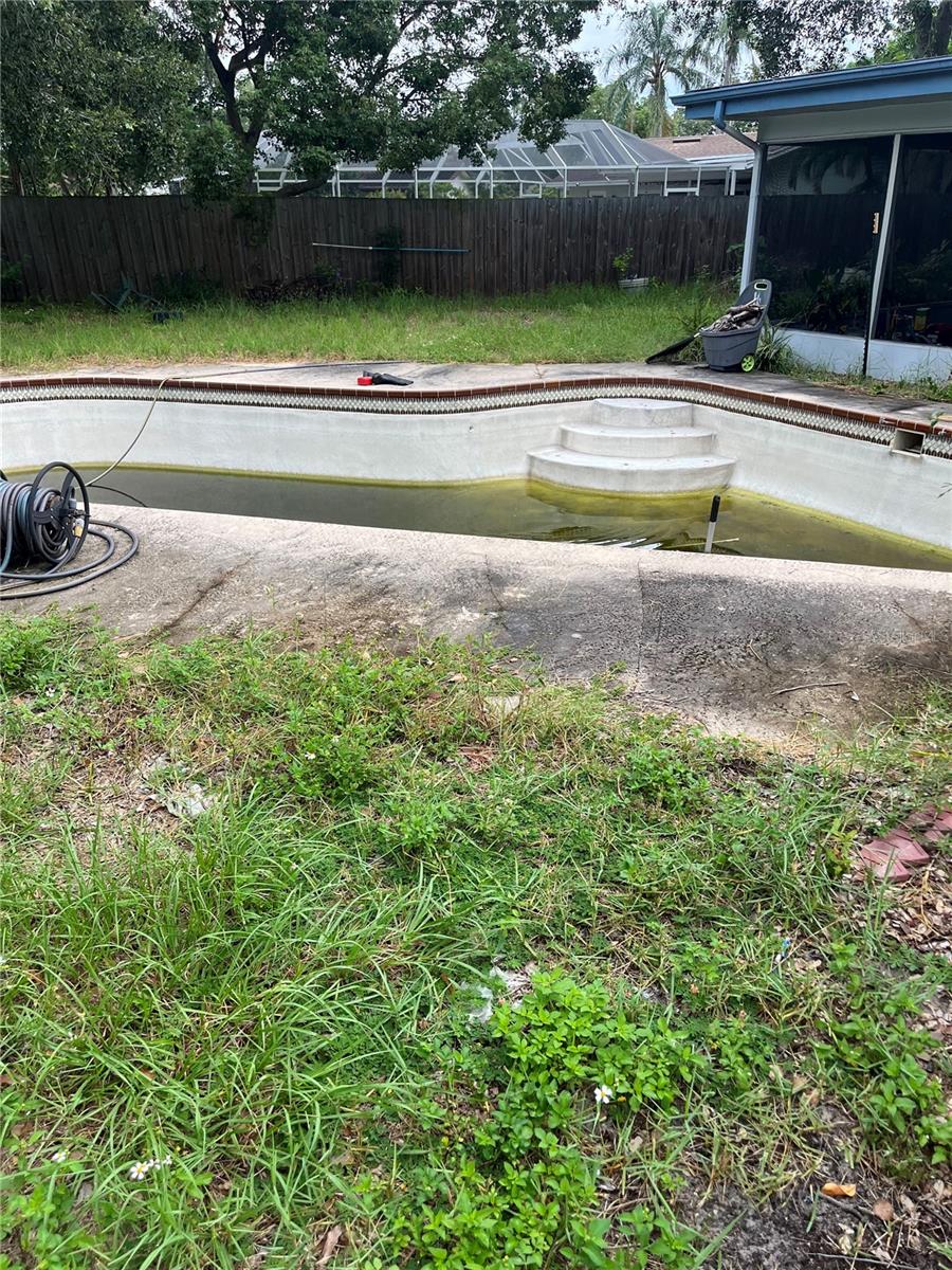 SEMINOLE GROVE ESTS EAST ADD - Residential