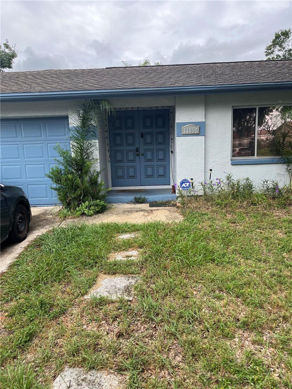 Photo of 11894 91st Terrace, Seminole, FL 33772 (MLS # O6354930)