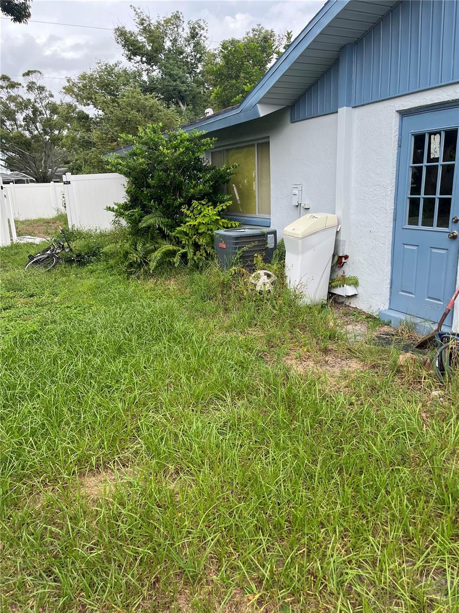 SEMINOLE GROVE ESTS EAST ADD - Residential