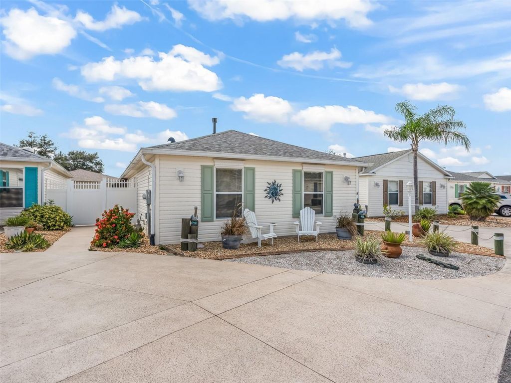 Photo of 978 Smyrna Street, The Villages, FL 32162 (MLS # TB8449535)