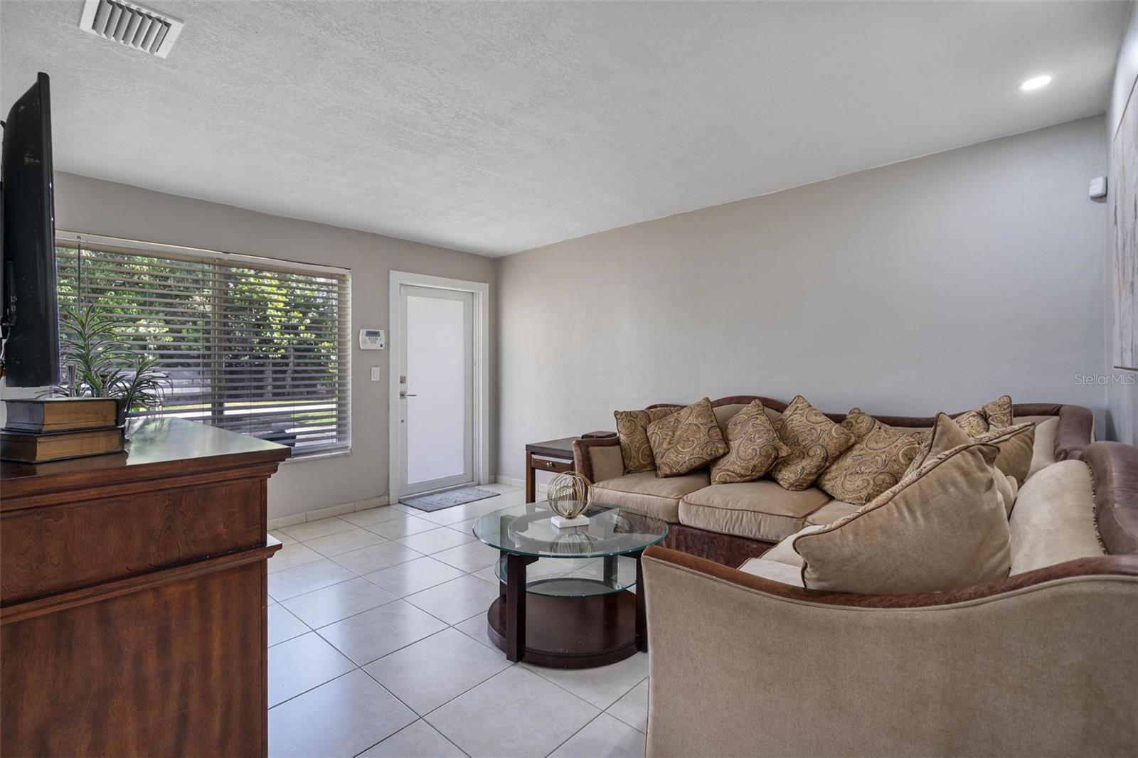 5460 NW 173RD DRIVE, OPA LOCKA, FL, 33055/$620,000 4 5460 NW 173RD DRIVE