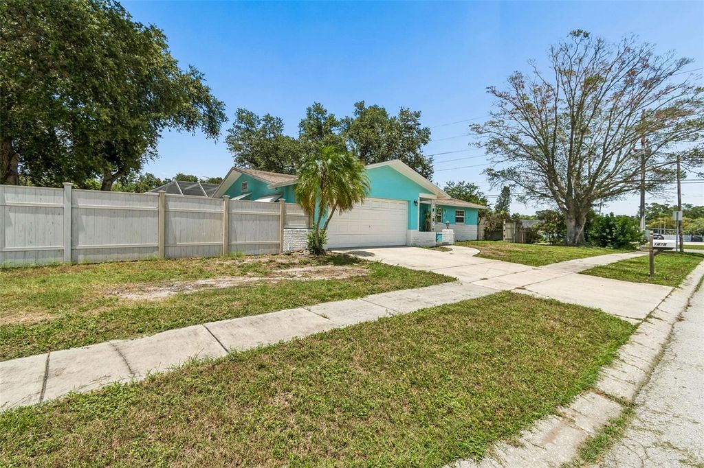 Photo of 1478 Croydon Drive, Clearwater, FL 33756 (MLS # TB8521295)