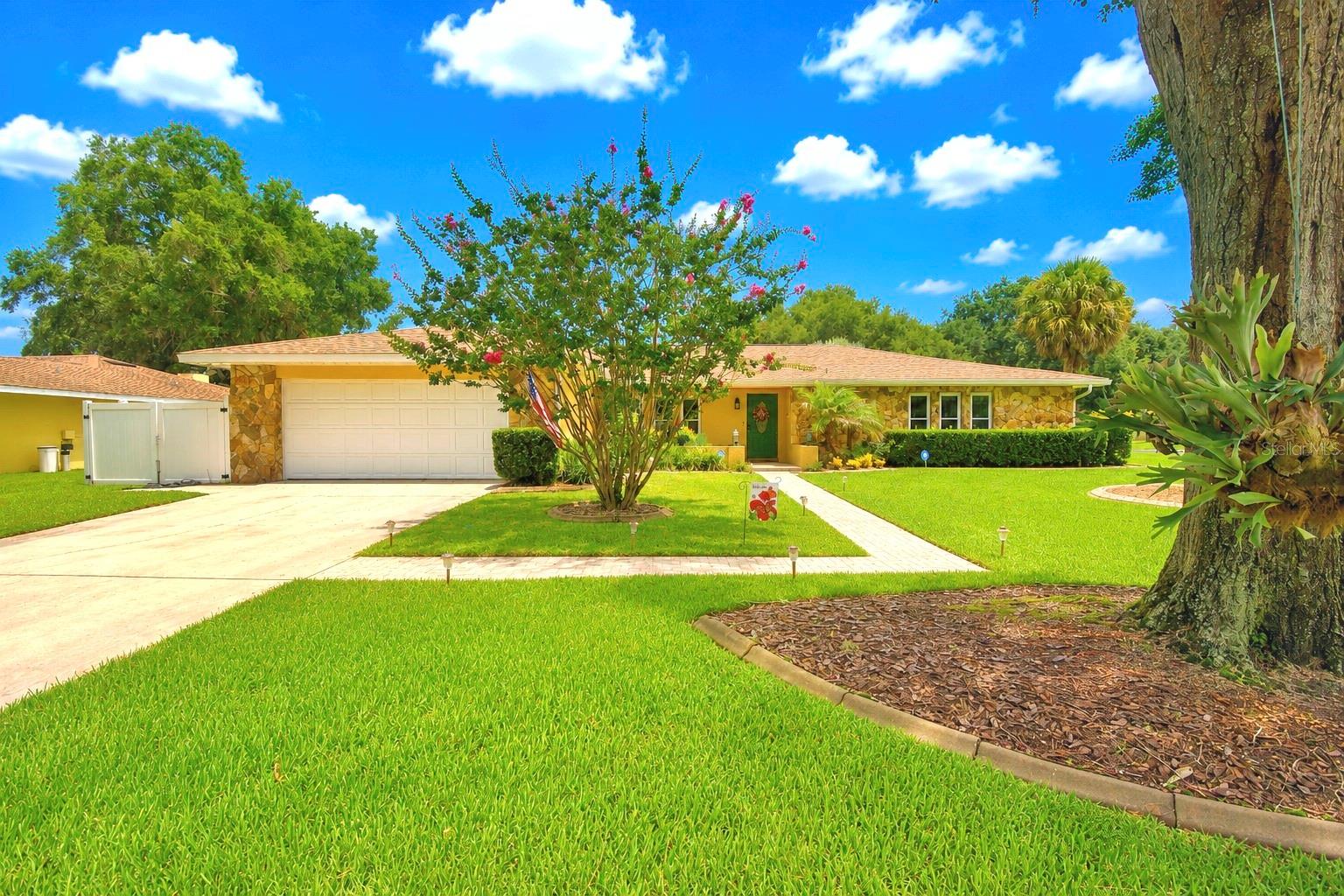 902 CRESTVIEW DRIVE