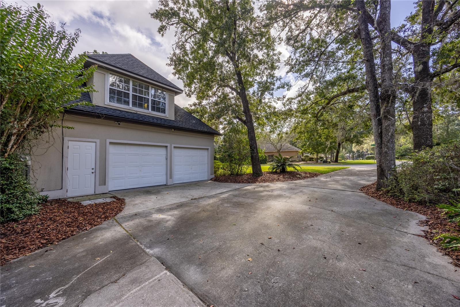 HUNTINGTON PH II - Residential