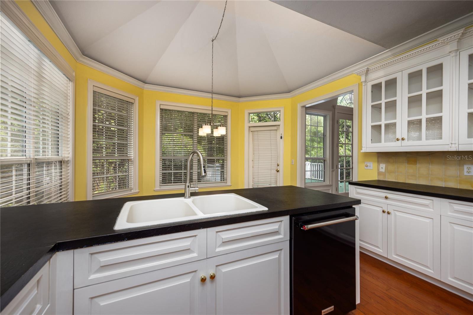 HUNTINGTON PH II - Residential