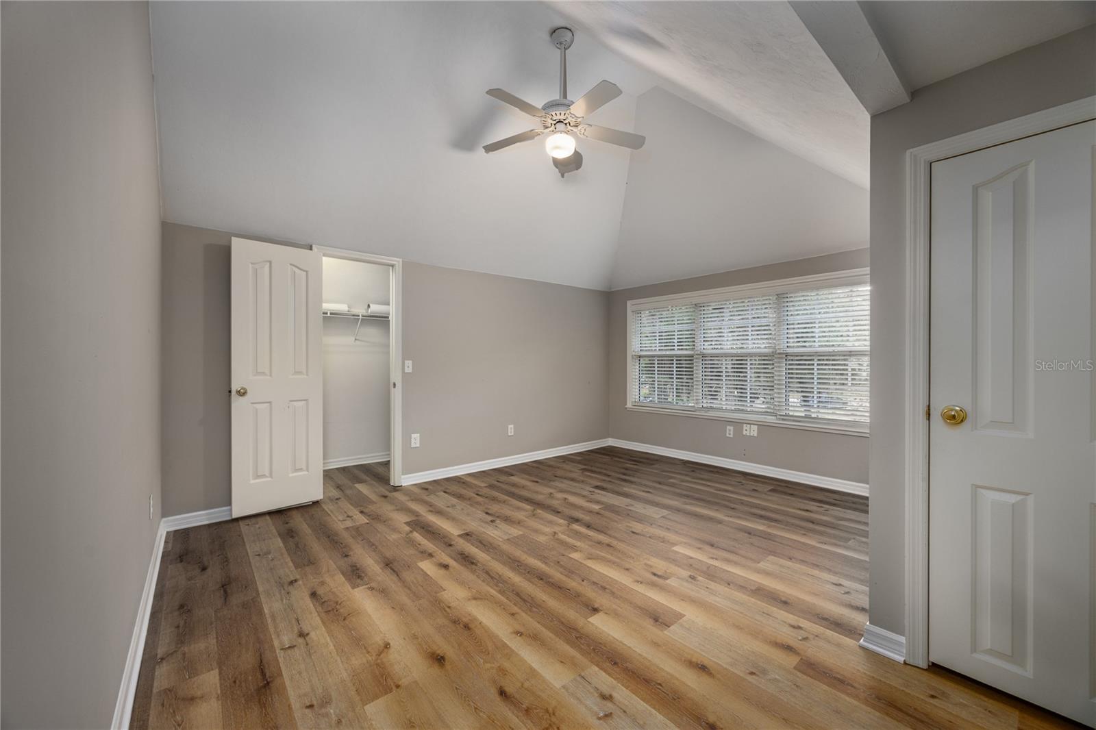 HUNTINGTON PH II - Residential