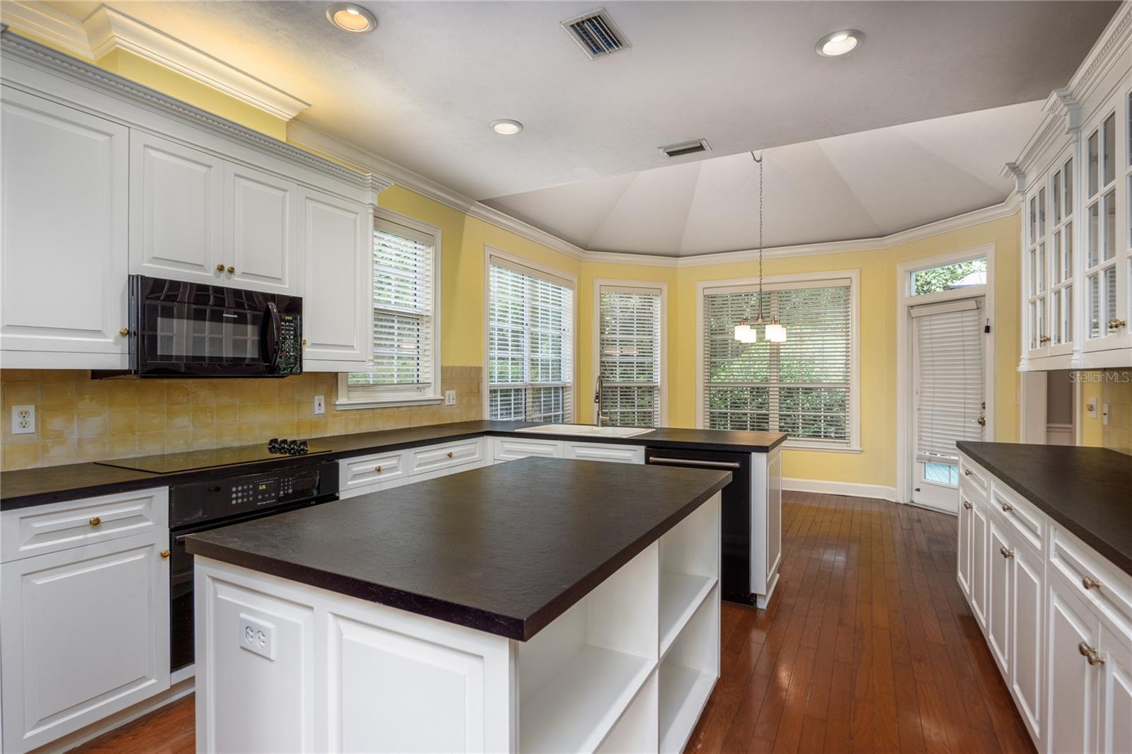 HUNTINGTON PH II - Residential