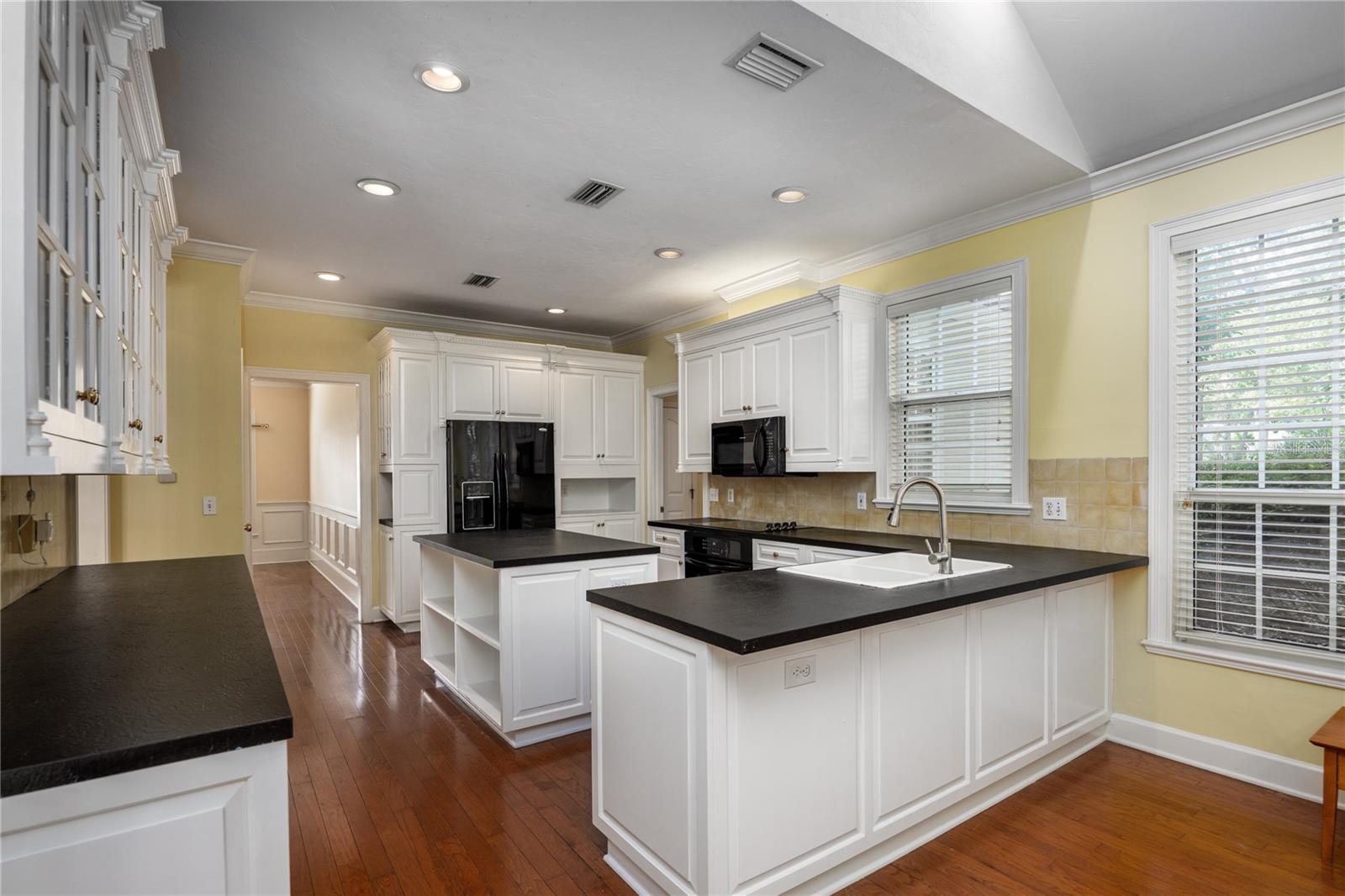 HUNTINGTON PH II - Residential