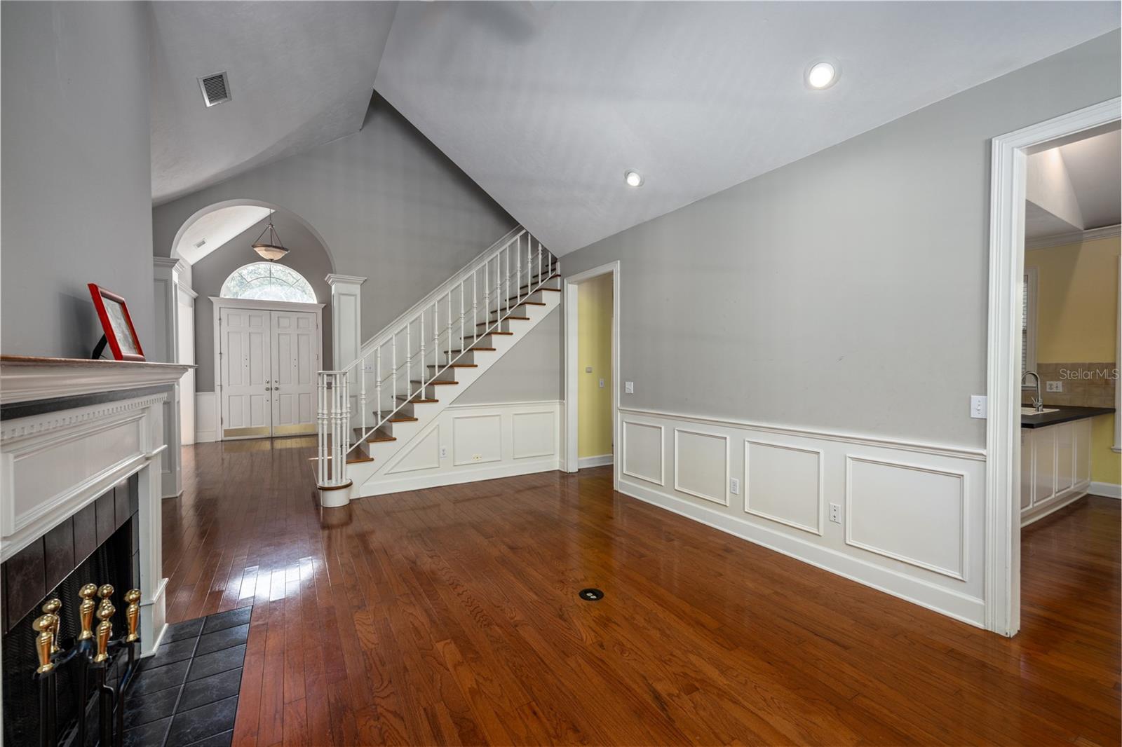 HUNTINGTON PH II - Residential