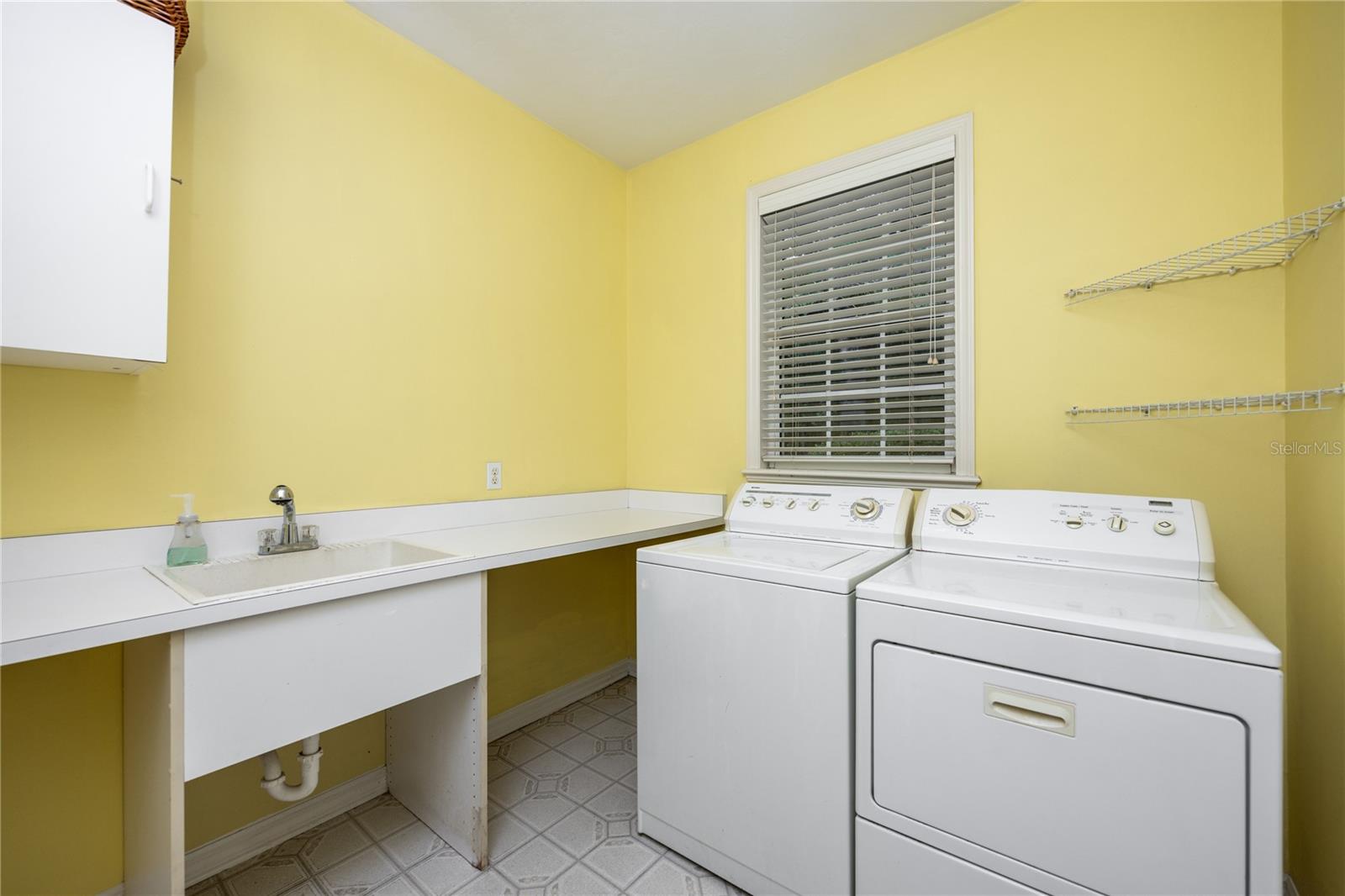 HUNTINGTON PH II - Residential