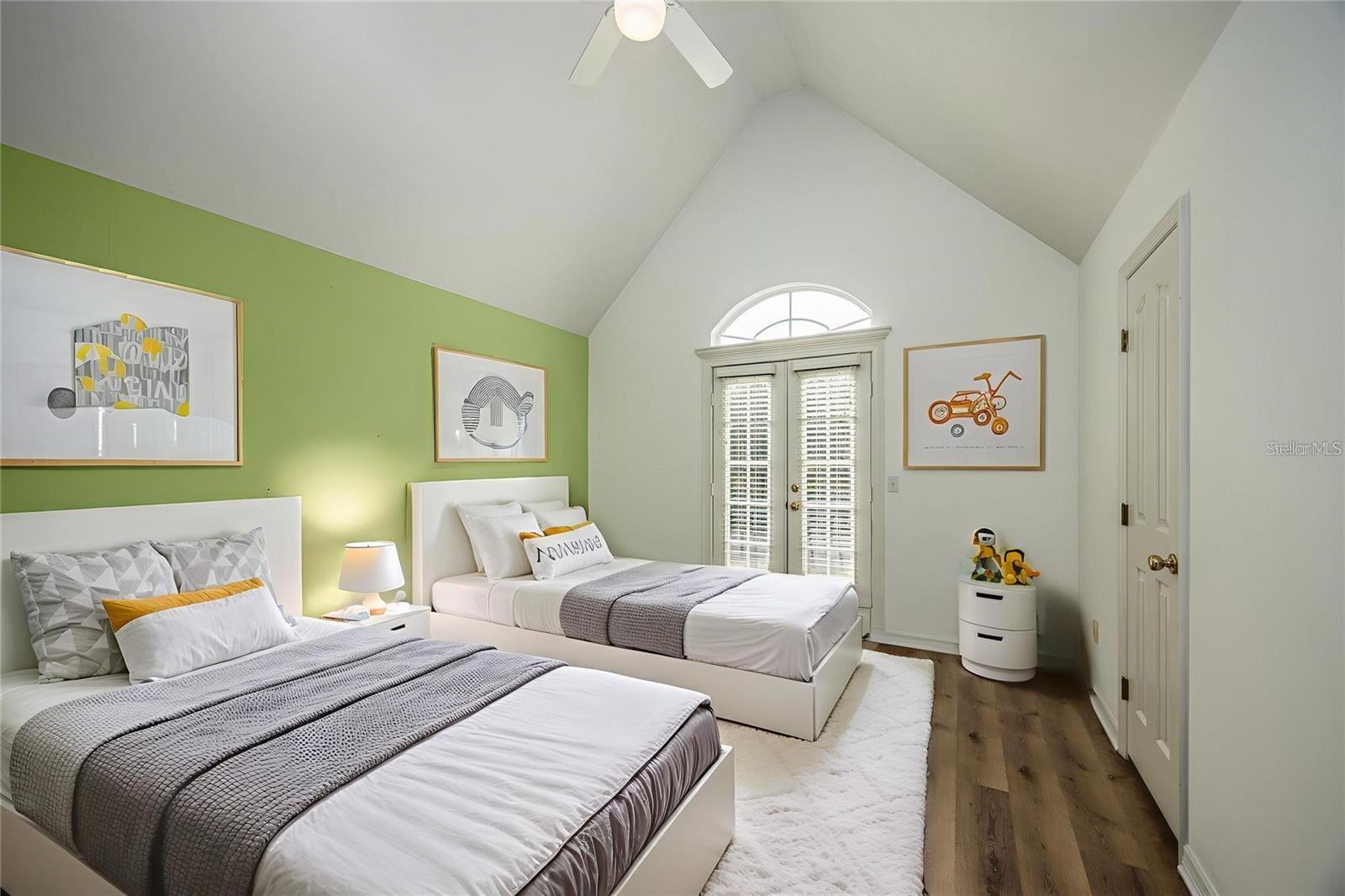 HUNTINGTON PH II - Residential