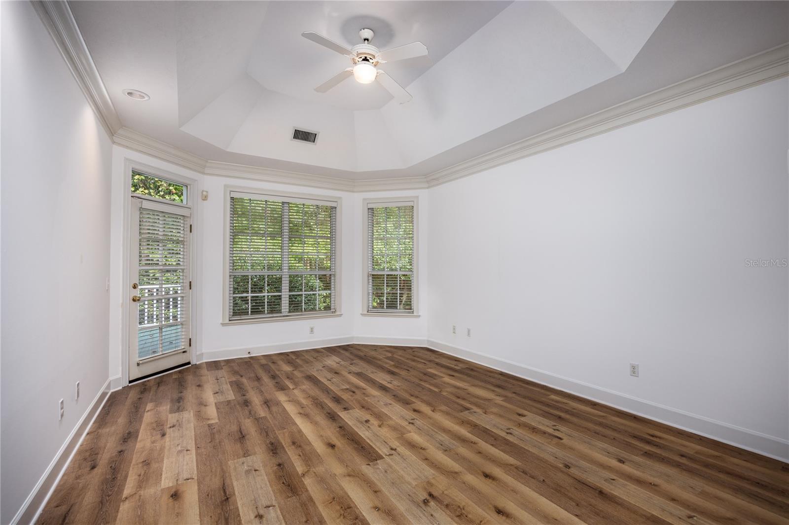 HUNTINGTON PH II - Residential