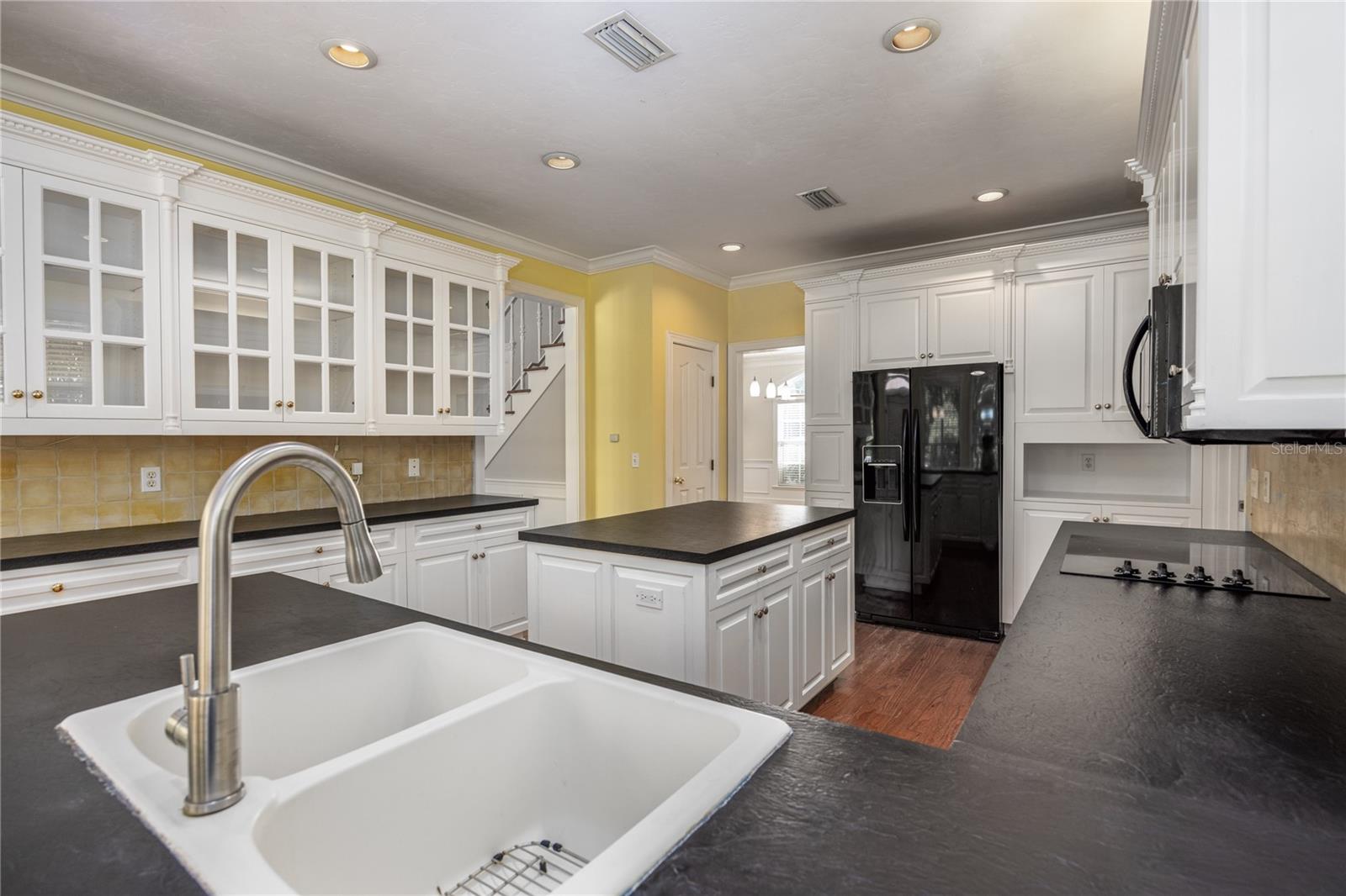 HUNTINGTON PH II - Residential