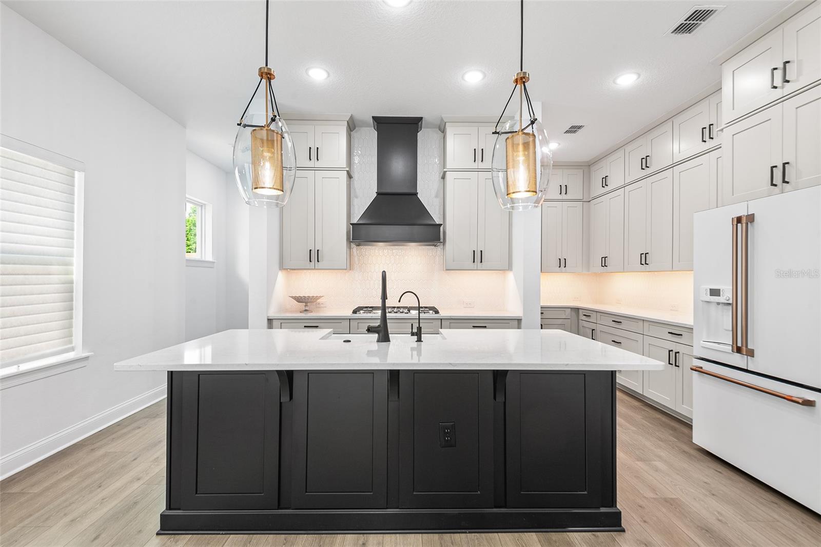 1619 S OSCEOLA AVENUE