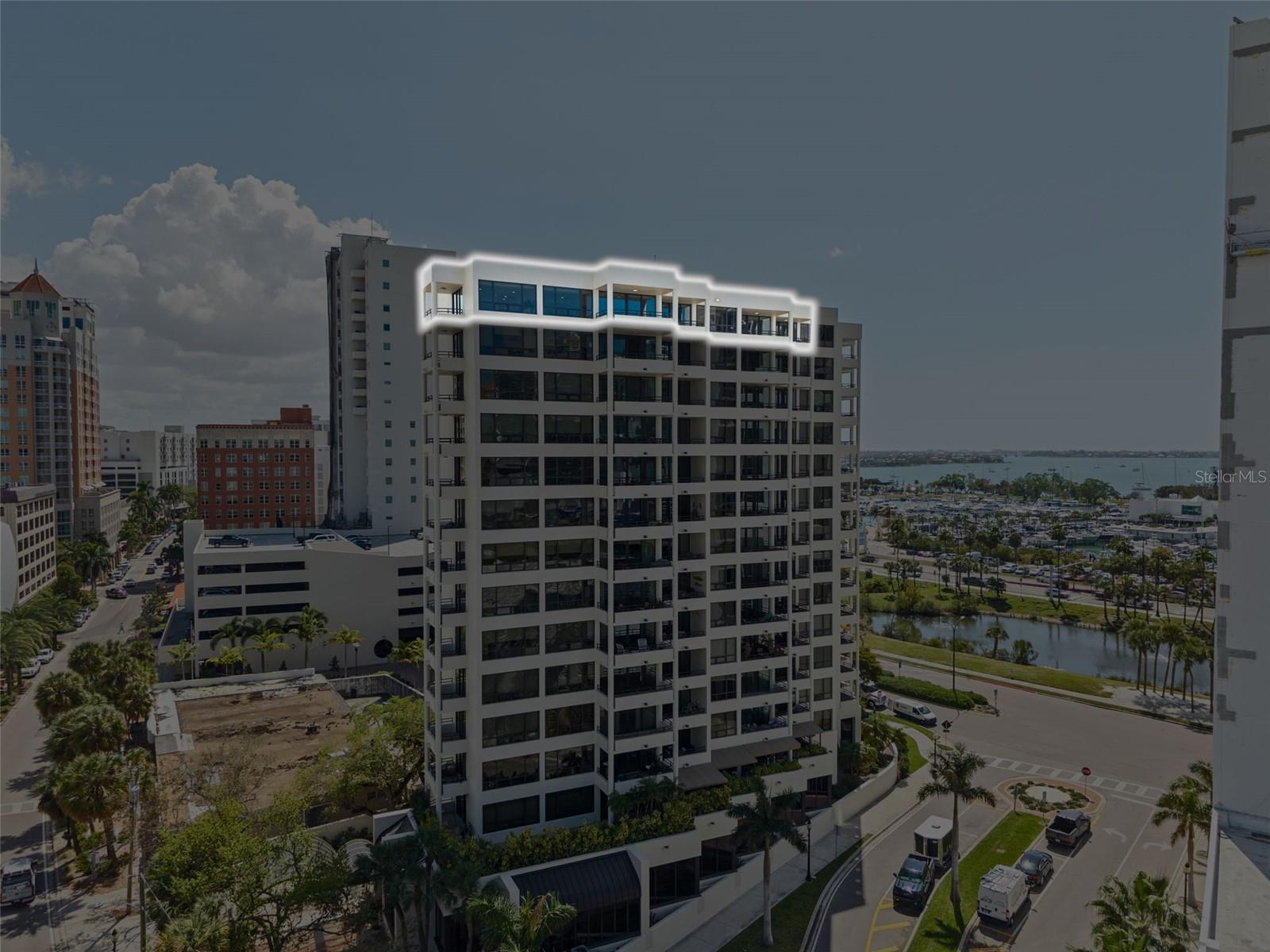 BAY PLAZA - Residential
