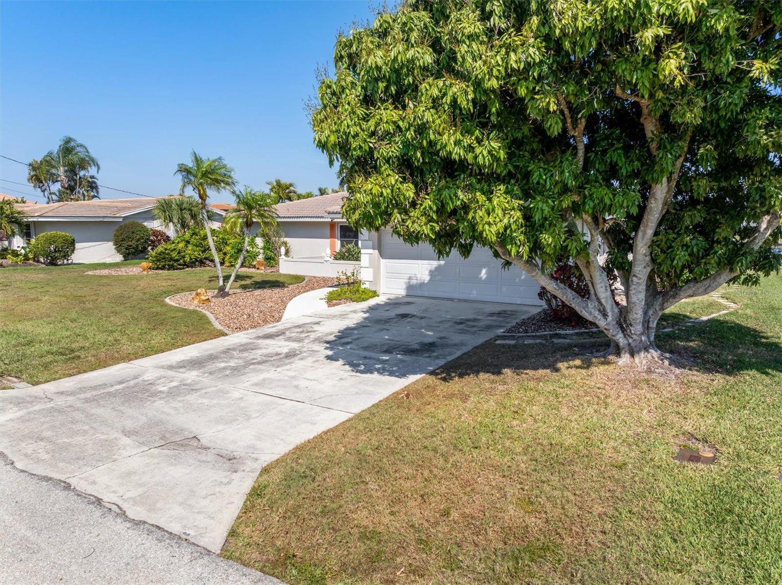 PUNTA GORDA ISLES SEC 05 - Residential