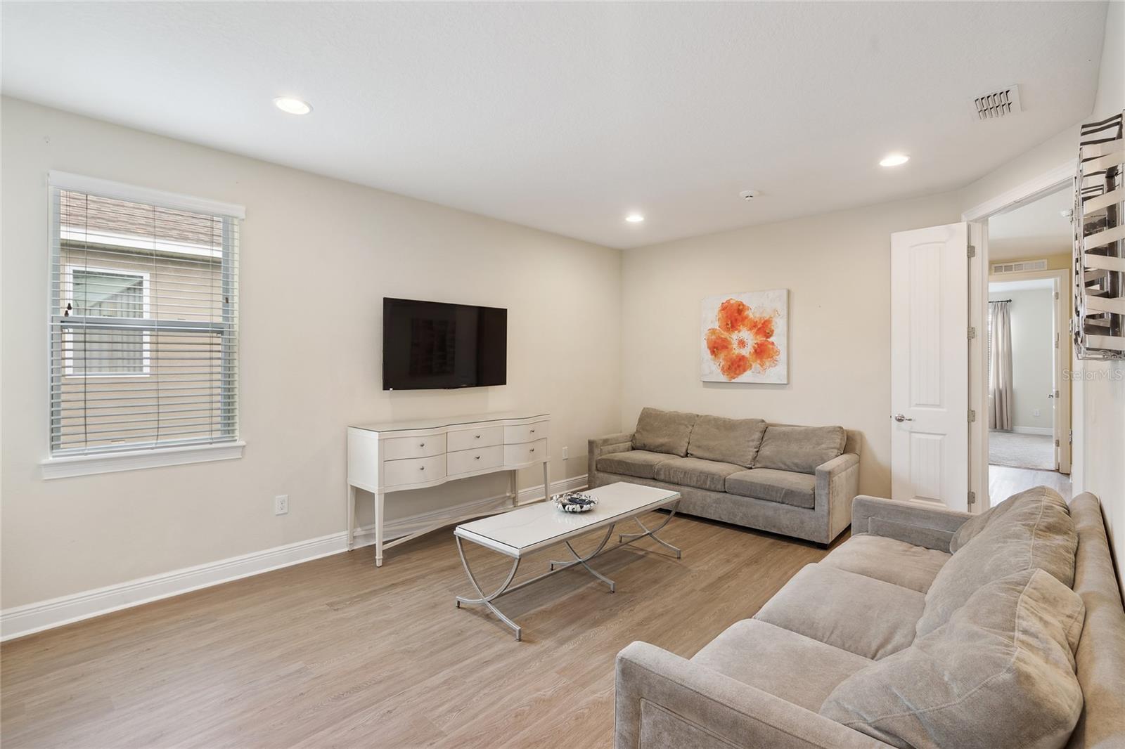 REUNION WEST PH 1 WEST & AMENT CTR RPLT - Residential